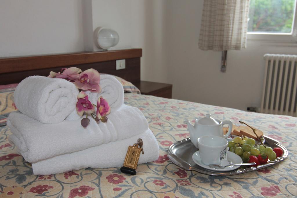 Hotel Lido Pietra Ligure Ruang foto